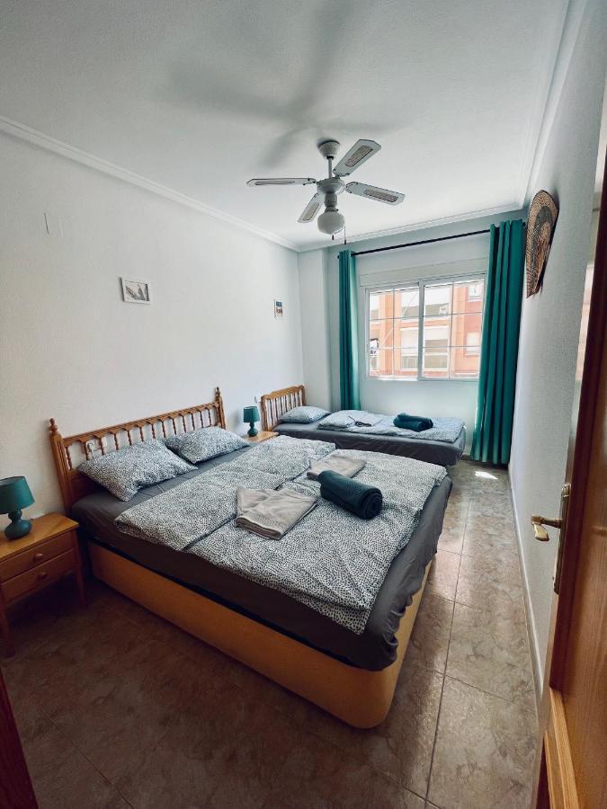 El Papagayo Apartment 2 Mins Walking To The Beach トレビエハ エクステリア 写真