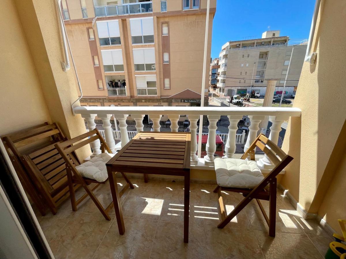 El Papagayo Apartment 2 Mins Walking To The Beach トレビエハ エクステリア 写真